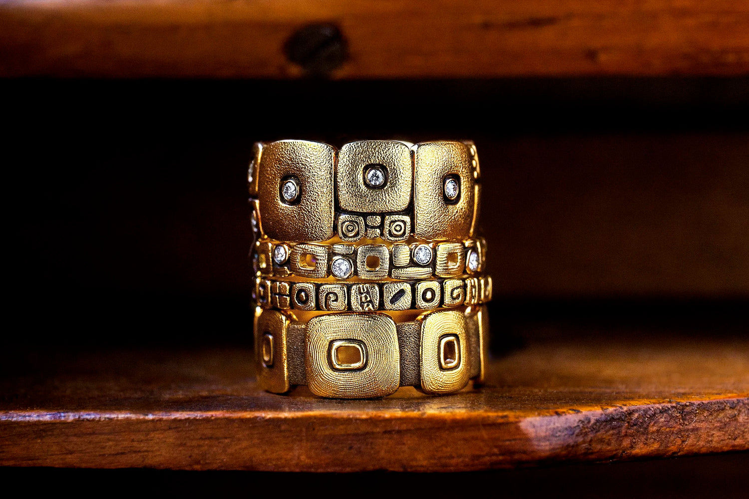Temple Wall Band